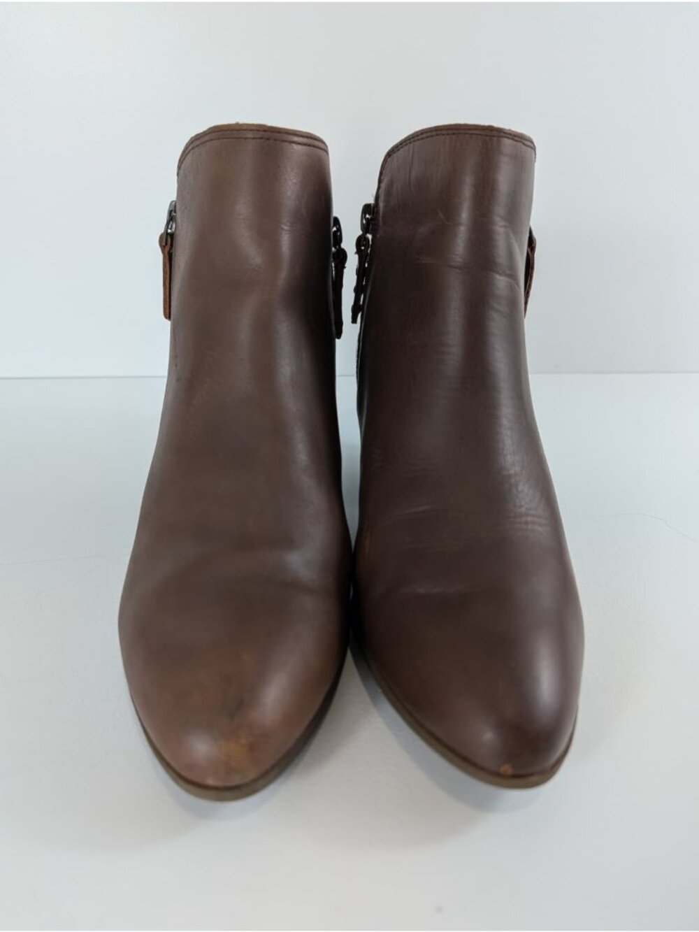 Frye Brown Leather Ankle Boots Womens Size 9M With Side Zippers & Stacked Heel